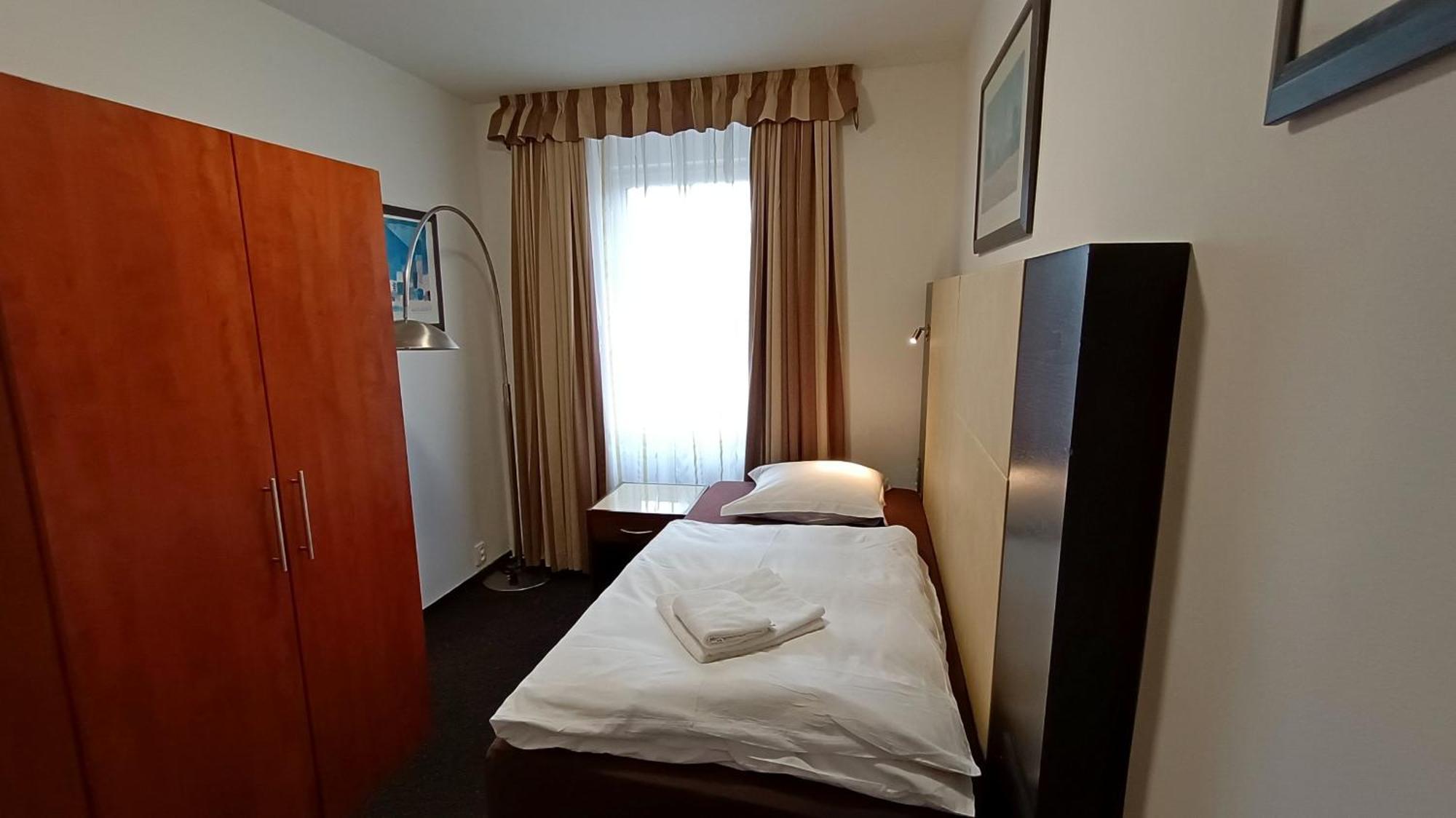Apartments Gato Karlovy Vary Dalovice Εξωτερικό φωτογραφία