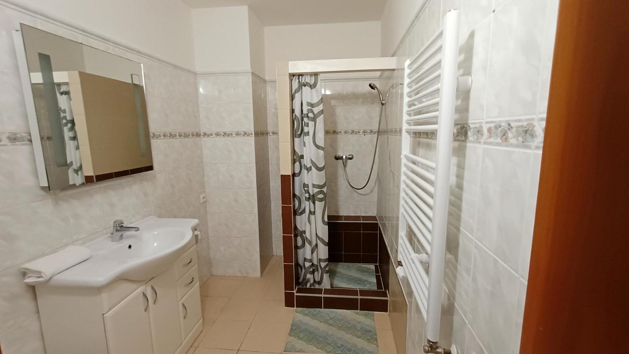 Apartments Gato Karlovy Vary Dalovice Εξωτερικό φωτογραφία