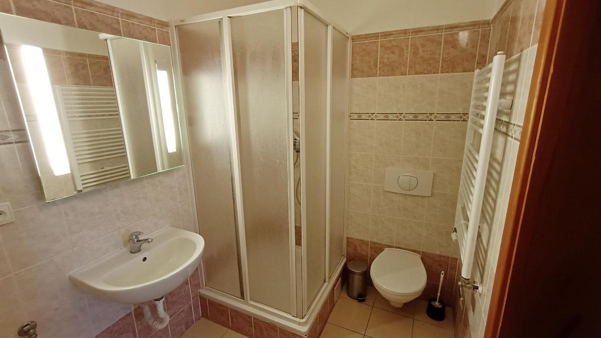 Apartments Gato Karlovy Vary Dalovice Εξωτερικό φωτογραφία