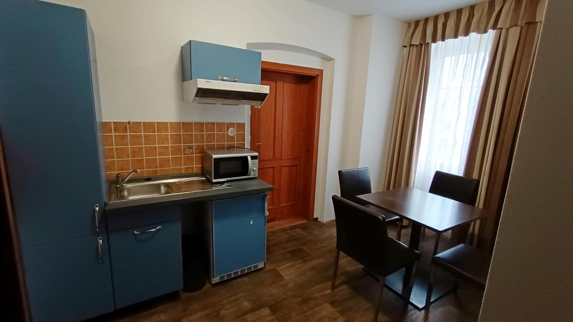 Apartments Gato Karlovy Vary Dalovice Εξωτερικό φωτογραφία